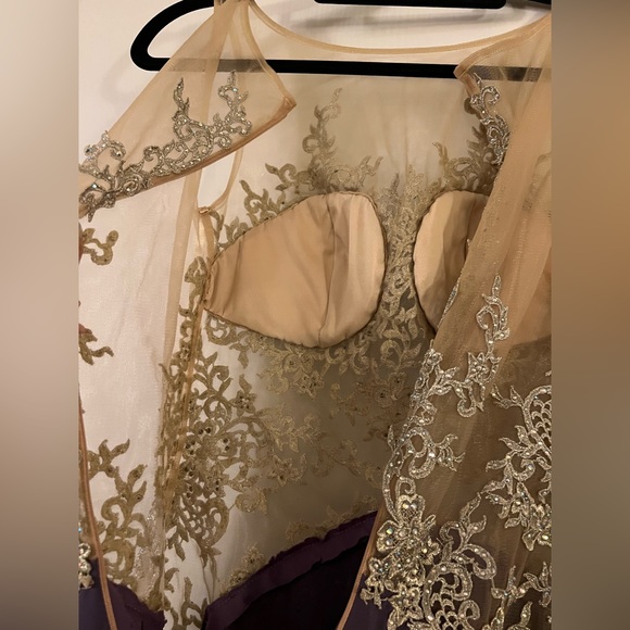 Custom made Formal/ Prom Dress, with train and built in support. Rhinestones. - Picture 7 of 8